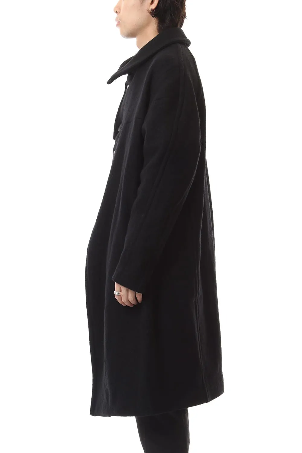 DIVIDED COAT
