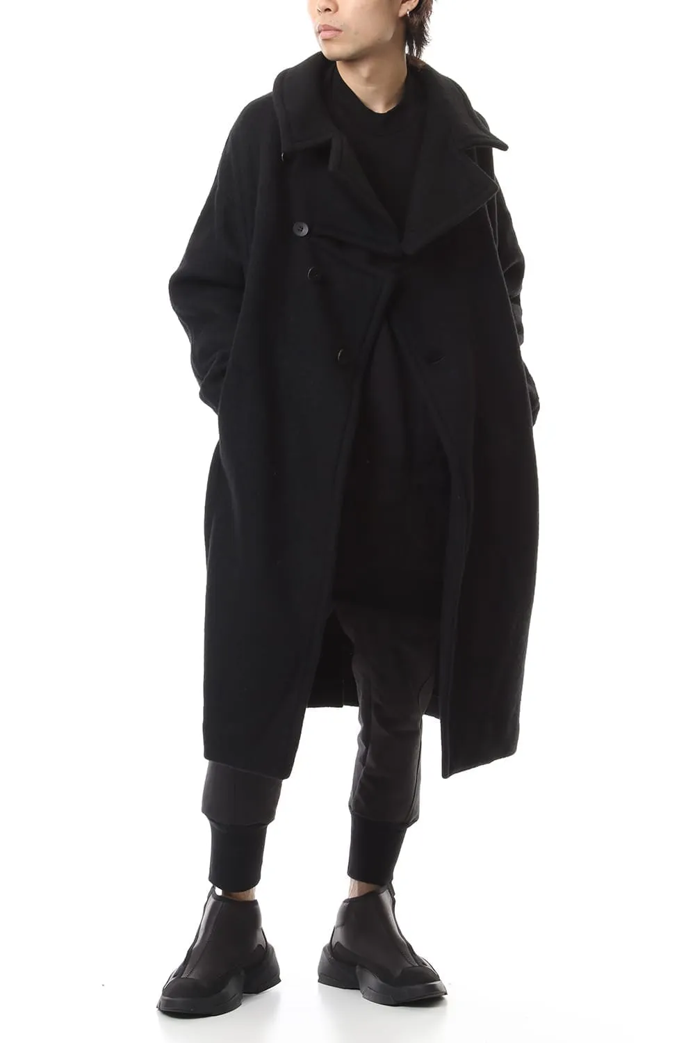 DIVIDED COAT