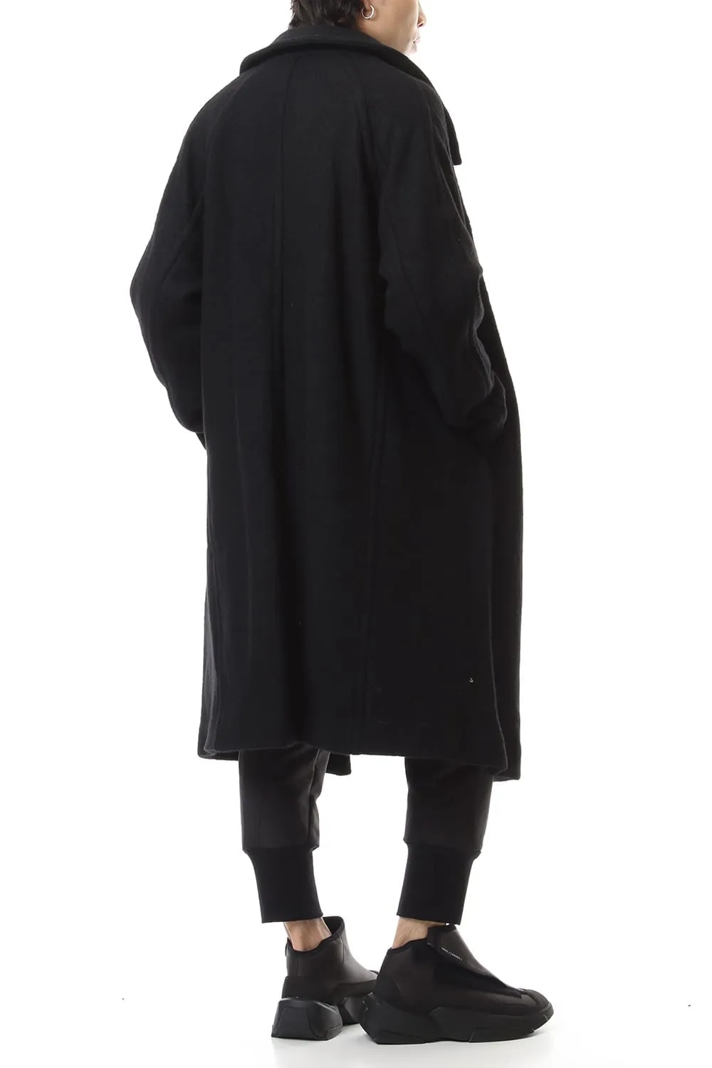 DIVIDED COAT